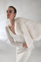 Load image into Gallery viewer, Nord Cape in Ivory