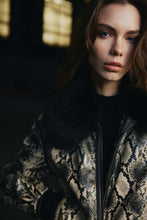 Load image into Gallery viewer, PREDAWN JACKET
