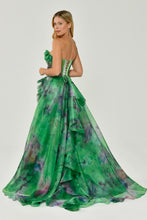 Load image into Gallery viewer, Strapless Pleated Tulle Long Evening Dress
