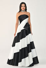 Load image into Gallery viewer, Strapless Two-Tone Princess Cut Satin Organza Gown
