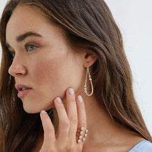 Load image into Gallery viewer, Celestia Diamond Drop Earrings
