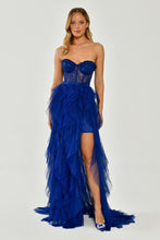 Load image into Gallery viewer, Strapless Pleated Tulle Evening Dress
