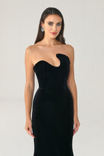 Load image into Gallery viewer, Strapless Asymmetric Cut Evening Dress
