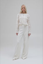 Load and play video in Gallery viewer, Rosa Jacket in Blanc
