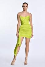Load image into Gallery viewer, Strapless Satin Short Evening Dress
